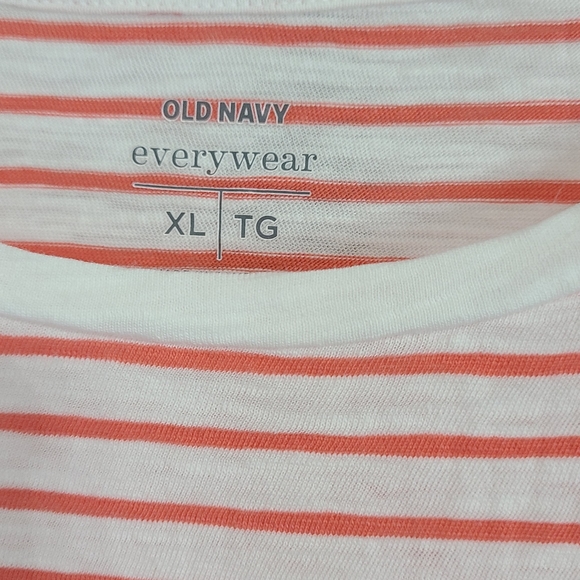 Old Navy Woman's Crewneck Short Sleeve T-Shirt,  Size: XL Color: Pink - Picture 6 of 14